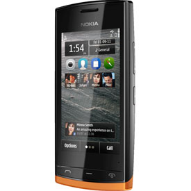 Nokia 500: Einsteiger-Smartphone mit Symbian, WLAN und 5-Megapixelkamera